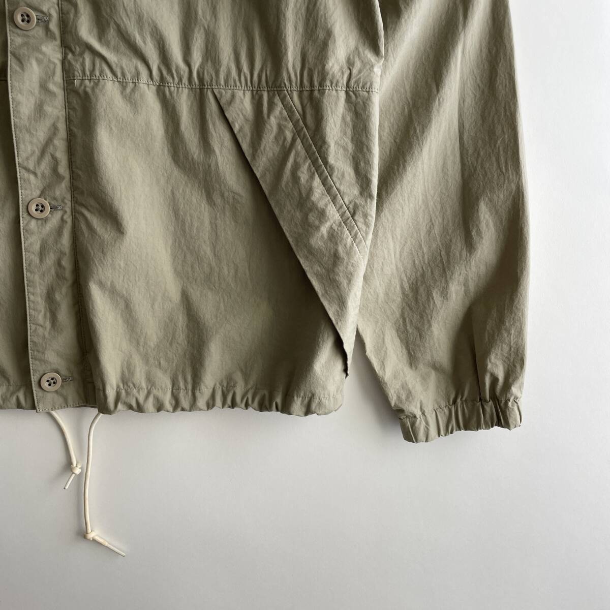 MHL. size/M (kb) -MARGARET HOWELL- 春夏 薄手 ライトアウター フーディ フーデッドジャケット パーカー コットン カーキ 日本製 jacketの画像8