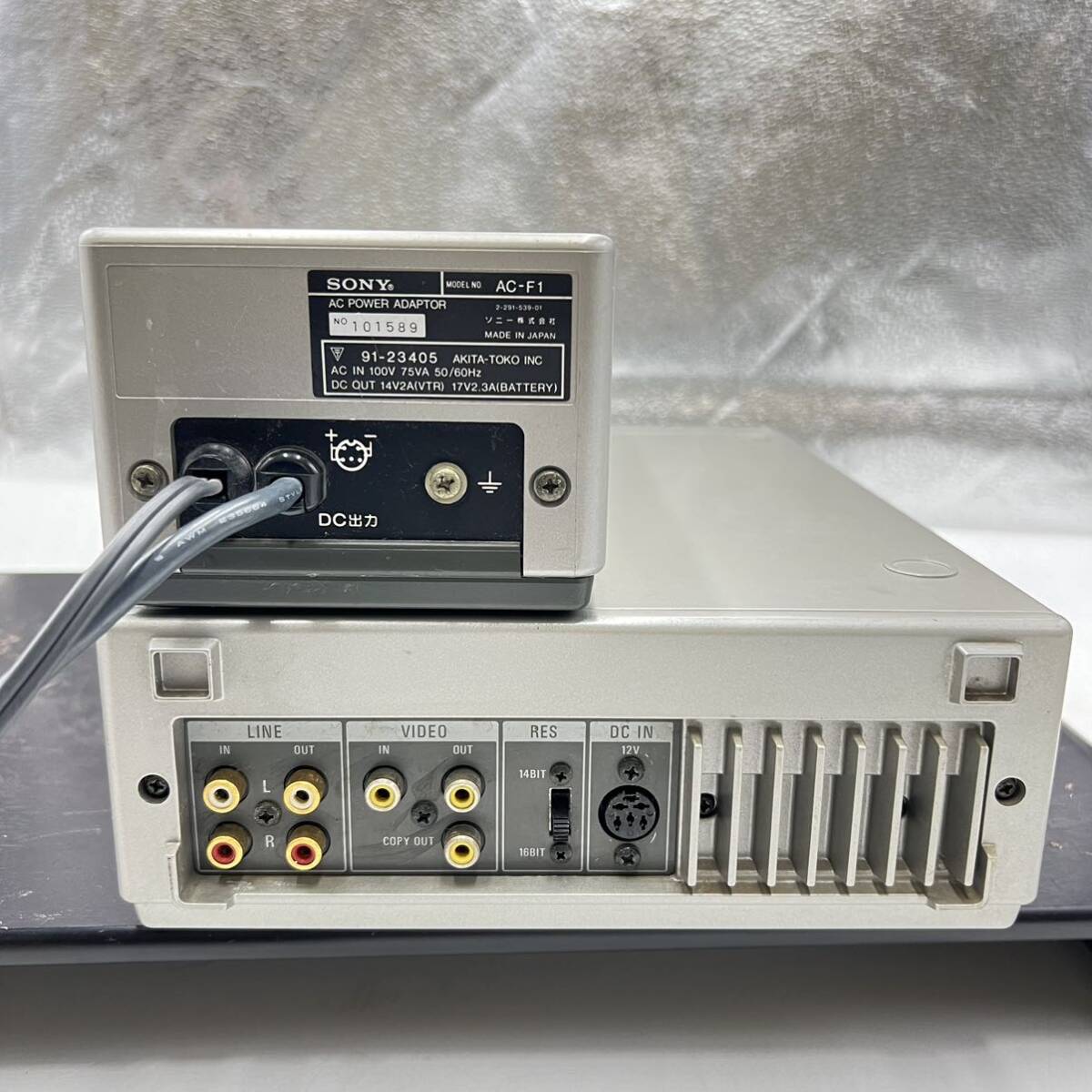 C900 Y SONY ソニー PCMプロセッサー PCM-F1 アダプター AC-F1 通電あり 音出し確認あり_画像7