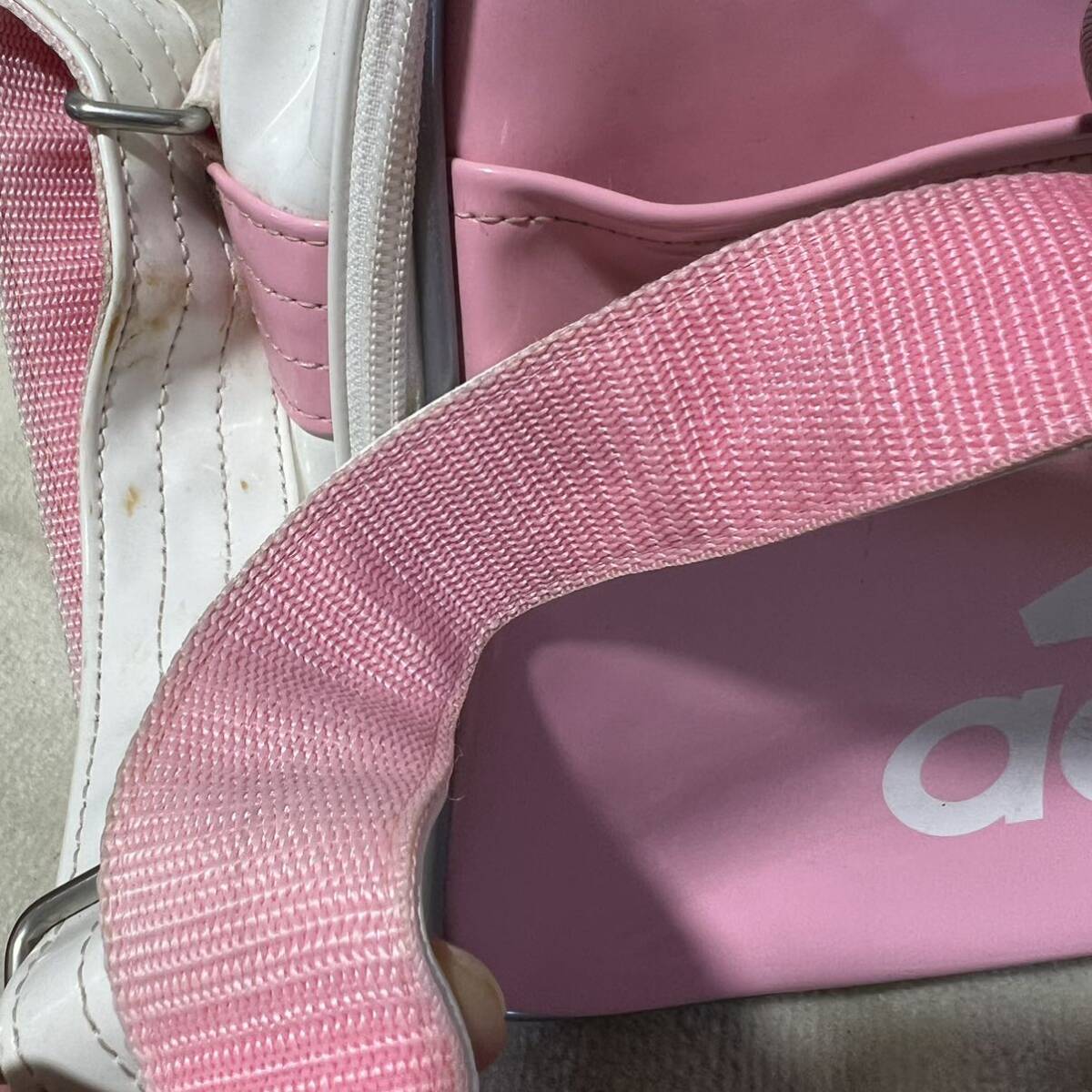 C873 adidas アディダス ショルダーバッグ スポーツバッグ エナメル ピンク ホワイト の画像4