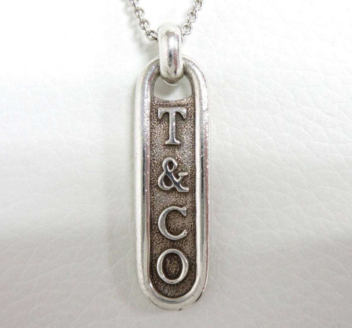 12747◆【SALE】TIFFANY＆Co. ティファニー T&CO ロゴ プレート チェーンネックレス シルバー925 Ag925 中古 USED_画像2