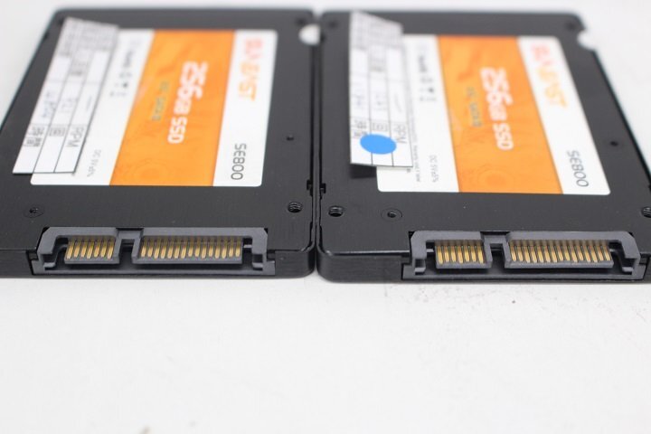 SUNEAST SE800 256GB 2.5 SSD SATA 動作品 2個セット☆_画像2