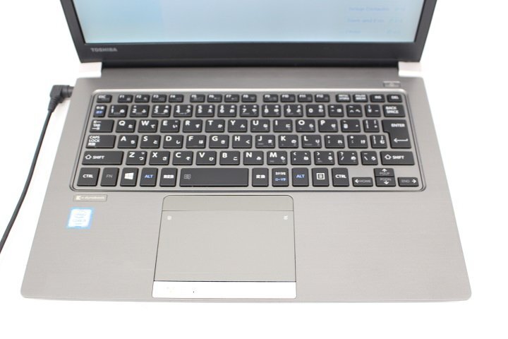 現状 dynabook R63/B 第6世代 Core i5 6300U /4GB/13.3インチ/Wi-Fi/USB3.0/HDMI端子/Win8モデル☆の画像4