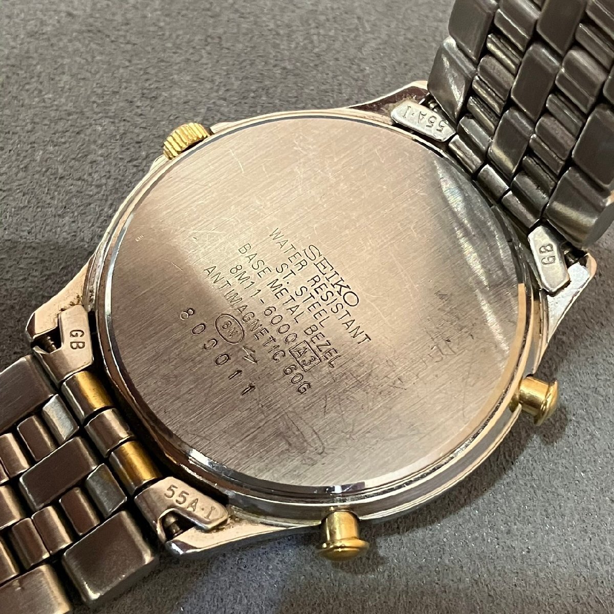 稼働品 SEIKO セイコー ビジネスタイミング 8M11 6000 アラーム クオーツ QZ 白文字盤 メンズ 腕時計 AM ABD2の画像2