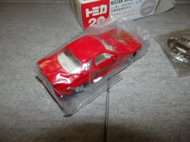 赤箱トミカ 日本製 ニッサン スカイライン GTR 20周年記念モデル  MM1/A75の画像3