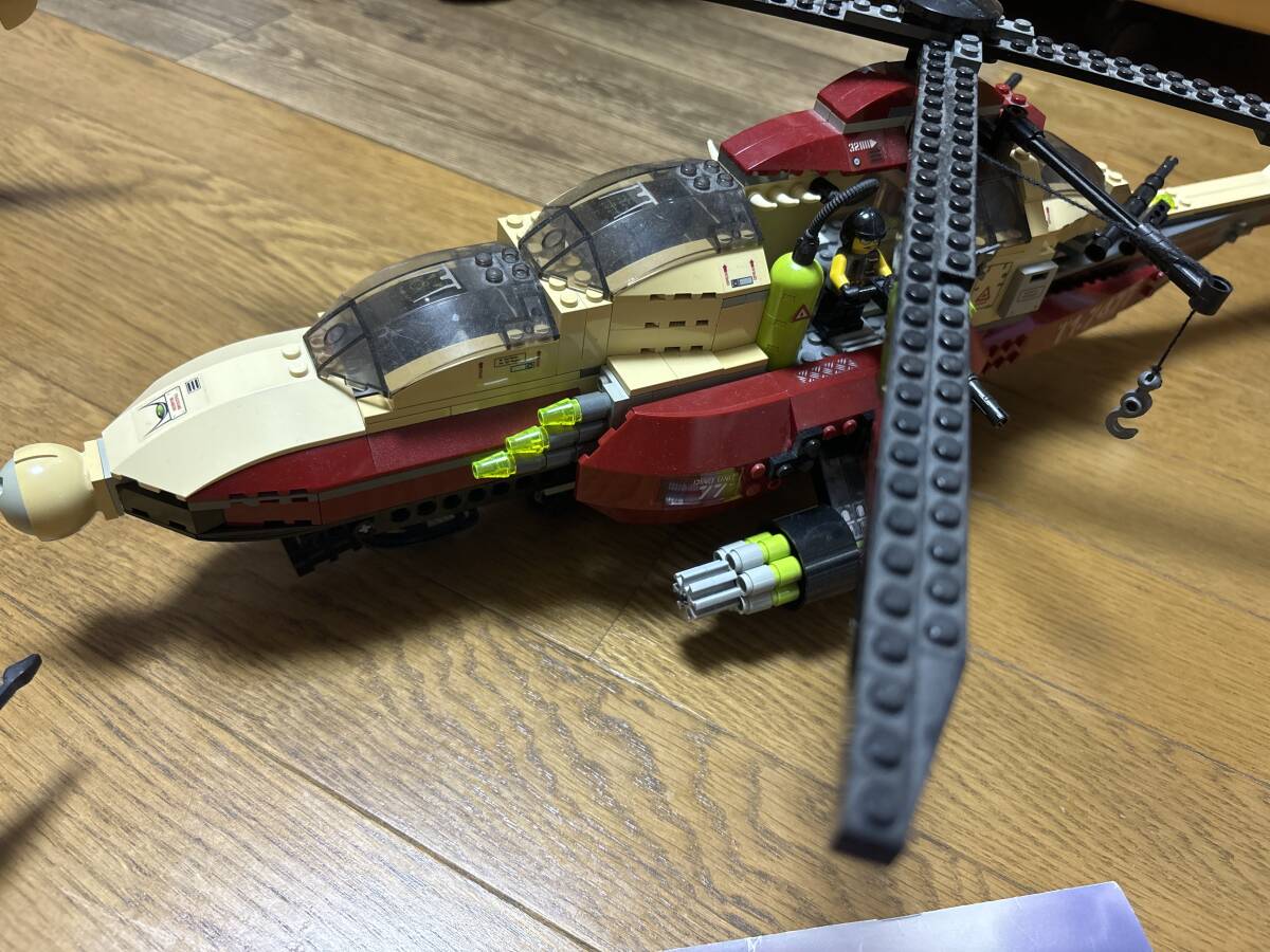 レゴ  (LEGO) ダイノ・アタック T-1タイフーンvs.Tレックス 7477 説明書付き ミニフィグ4体付き 恐竜フィギュア2体付きの画像3