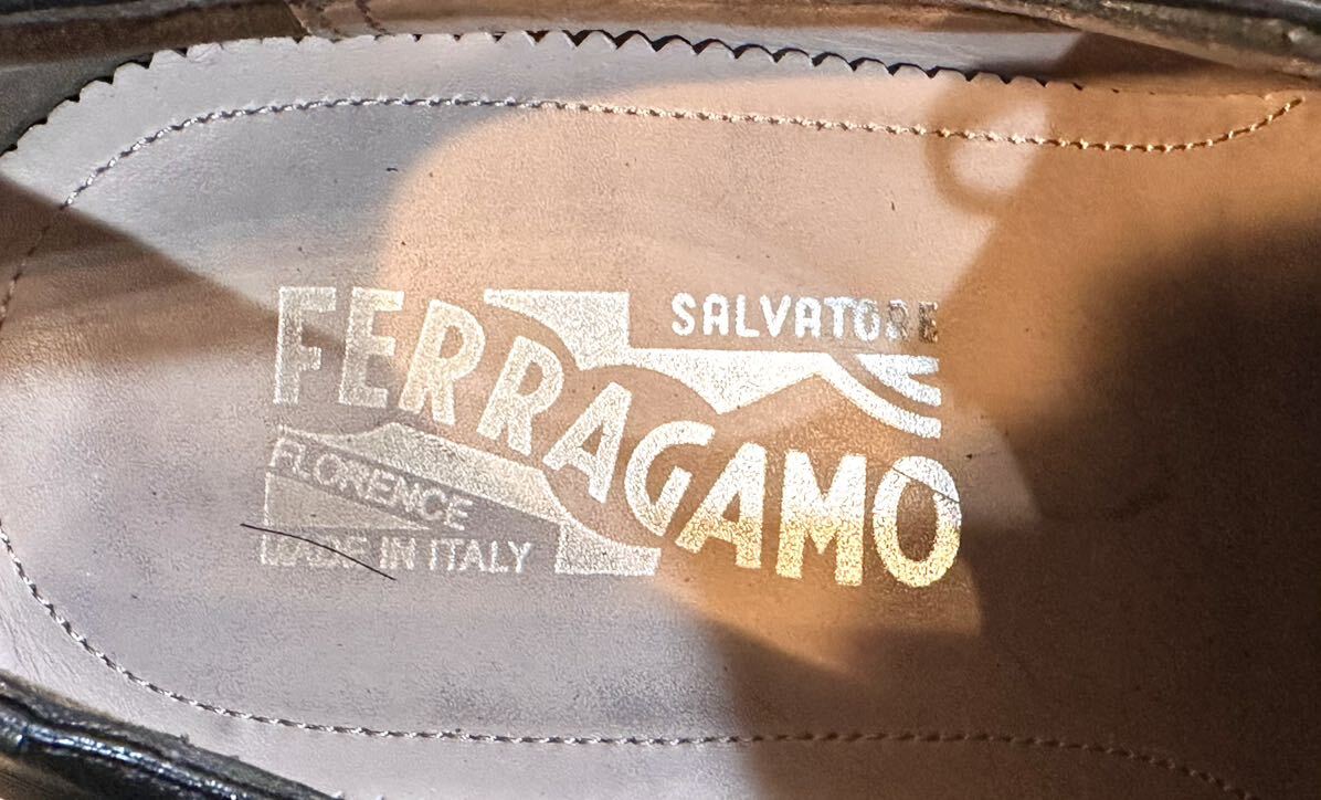 Salvatore Ferragamo フェラガモ◆26.5cm 8.5 E◆パンチドキャップトゥ ストレートチップ 革靴 ビジネスシューズ ドレスシューズ ITALY製の画像10