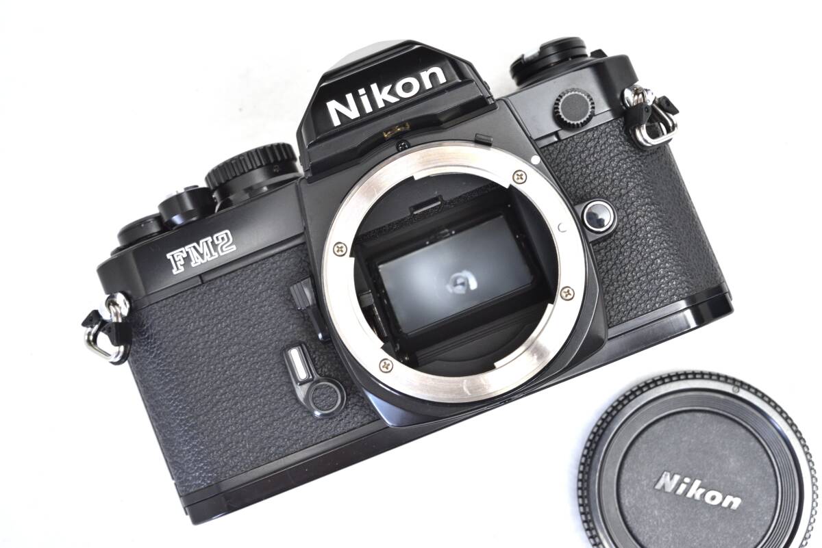 【きれいな動作品】Nikon ニコン New FM2 ブラック 後期型 清掃・整備済み 電池付きでこのまま使える状態良好品の画像10