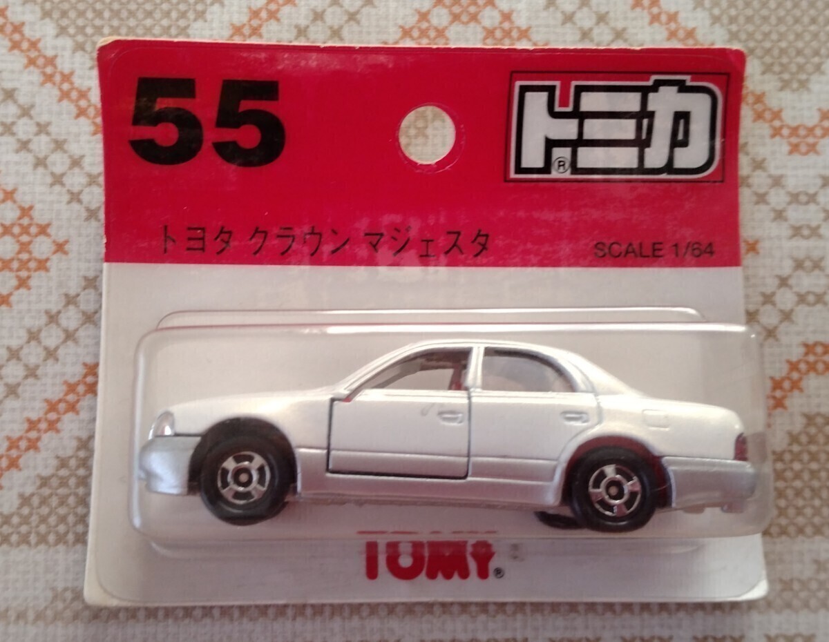 トミカNo.55 No.57 No.59【3個】BP版 トヨタクラウンマジェスタ赤TOMY/日産ディーゼルタンクローリー赤TOMY/ダイナパックCC21赤TOMY 当時物の画像2