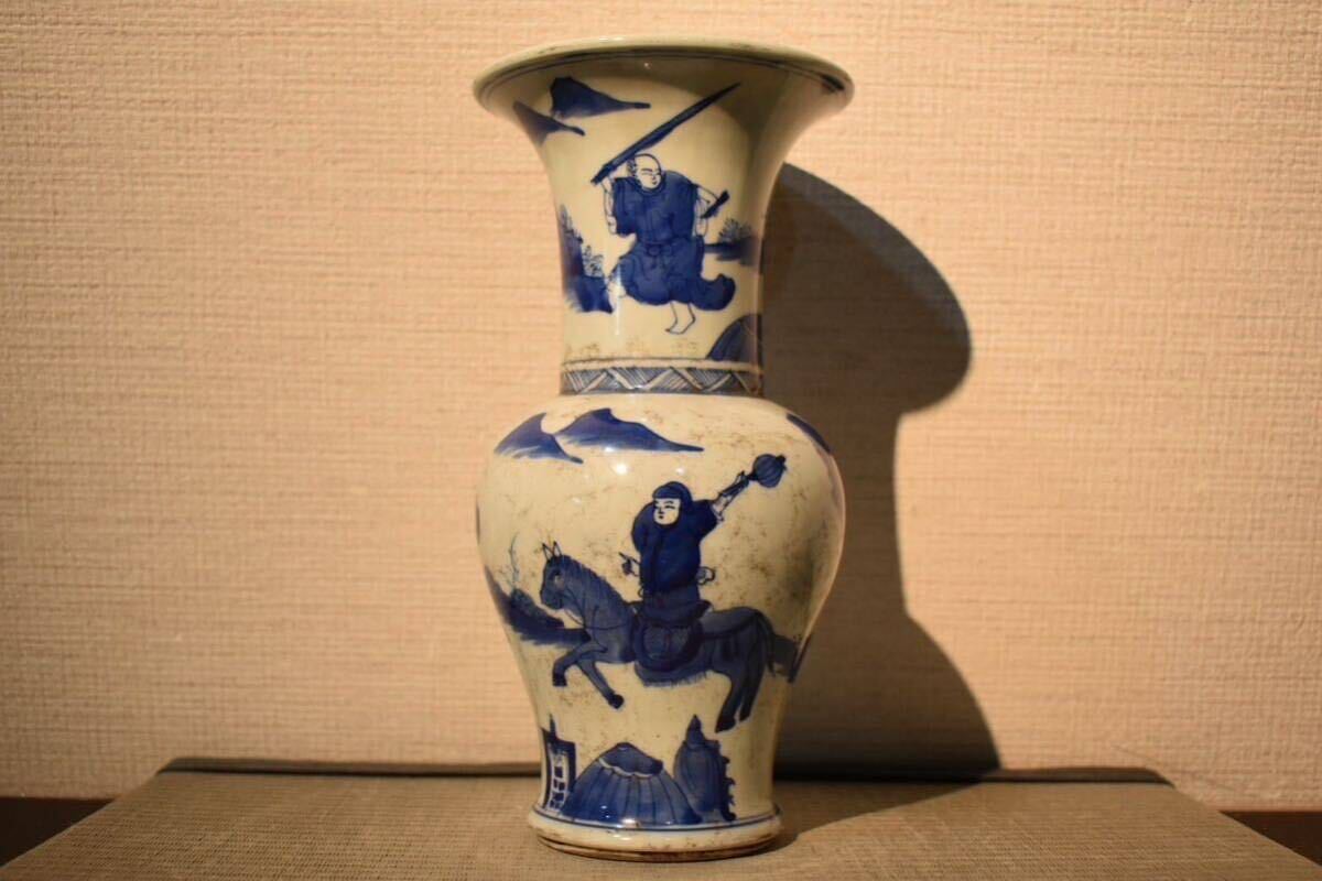 【GE】M275【コレクター所蔵品】時代 青花人物図花瓶 /中国古玩 中国美術 骨董品 時代品 美術品 古美術品の画像1