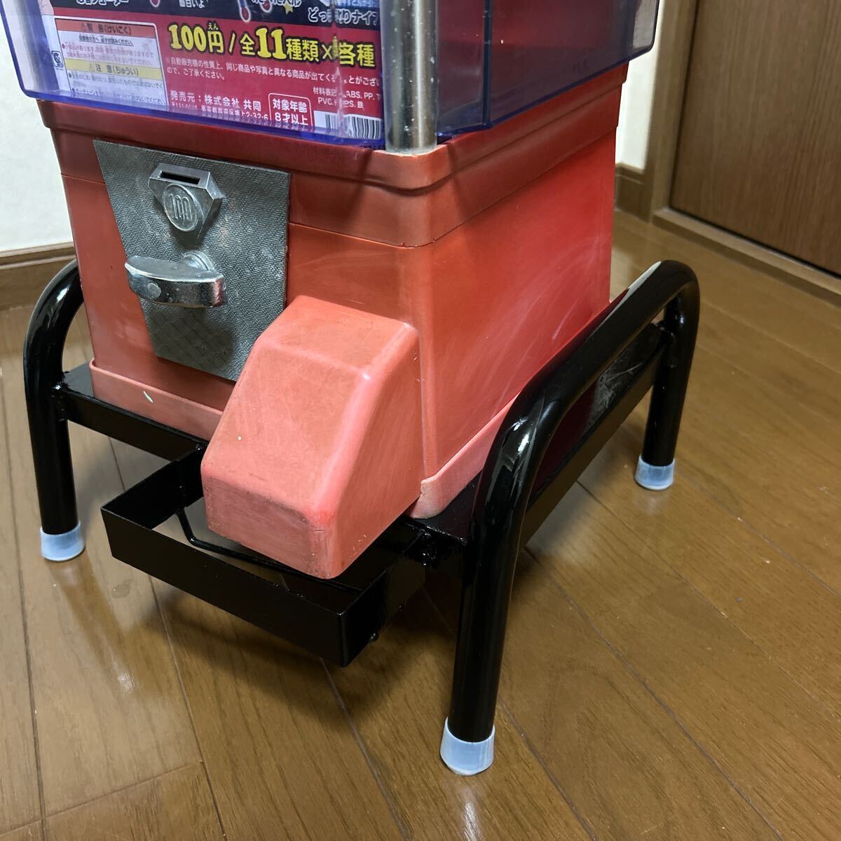 ガチャガチャ本体(スタンド付き)100円機 カギ無し (フリーメカ付き) レトロの画像7