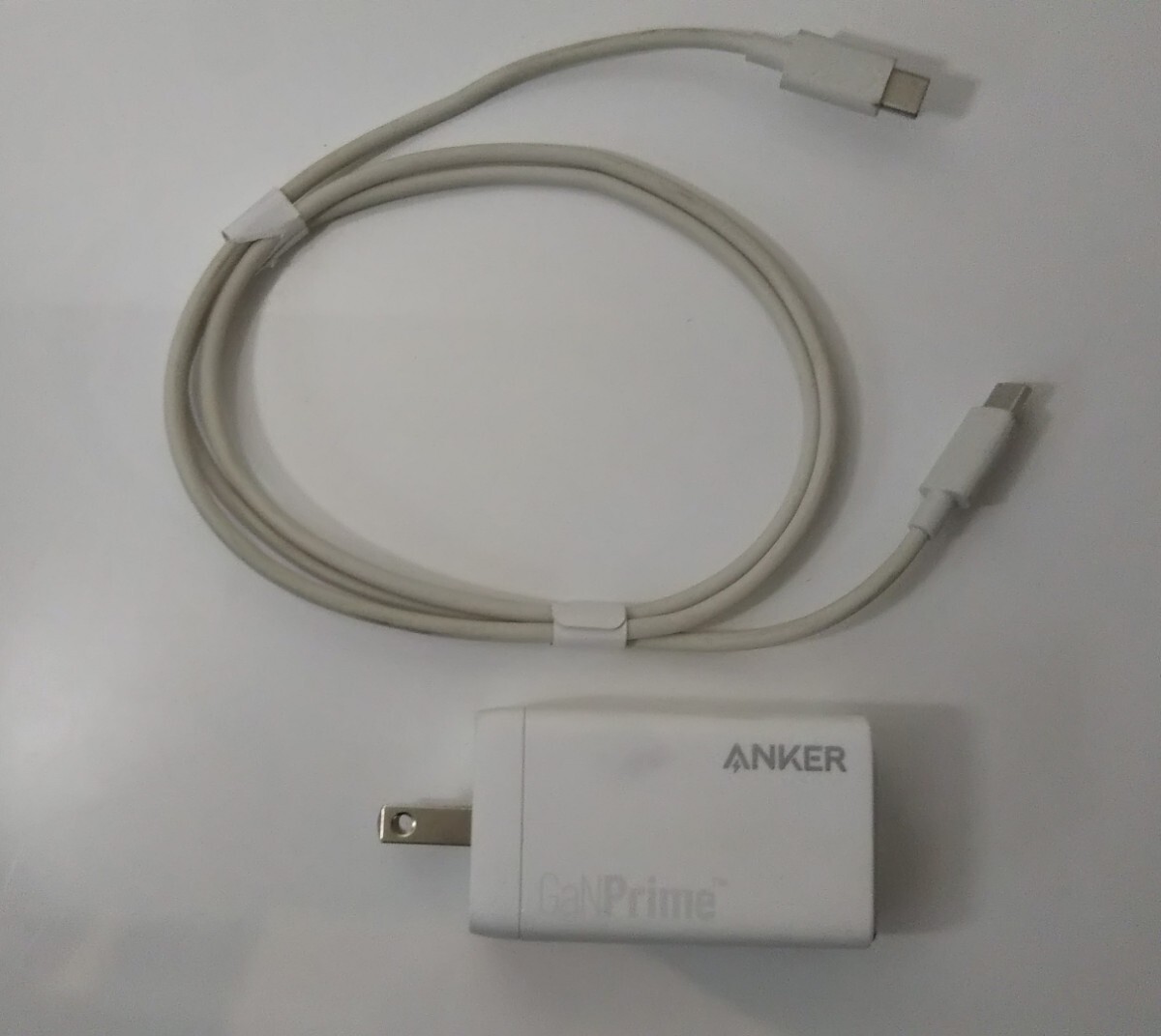 1639送料200円 アンカー Anker 735 Charger (GaNPrime 65W) 急速充電器 A2668 ケーブルおまけ 充電器 チャージャー 白 ホワイトの画像1