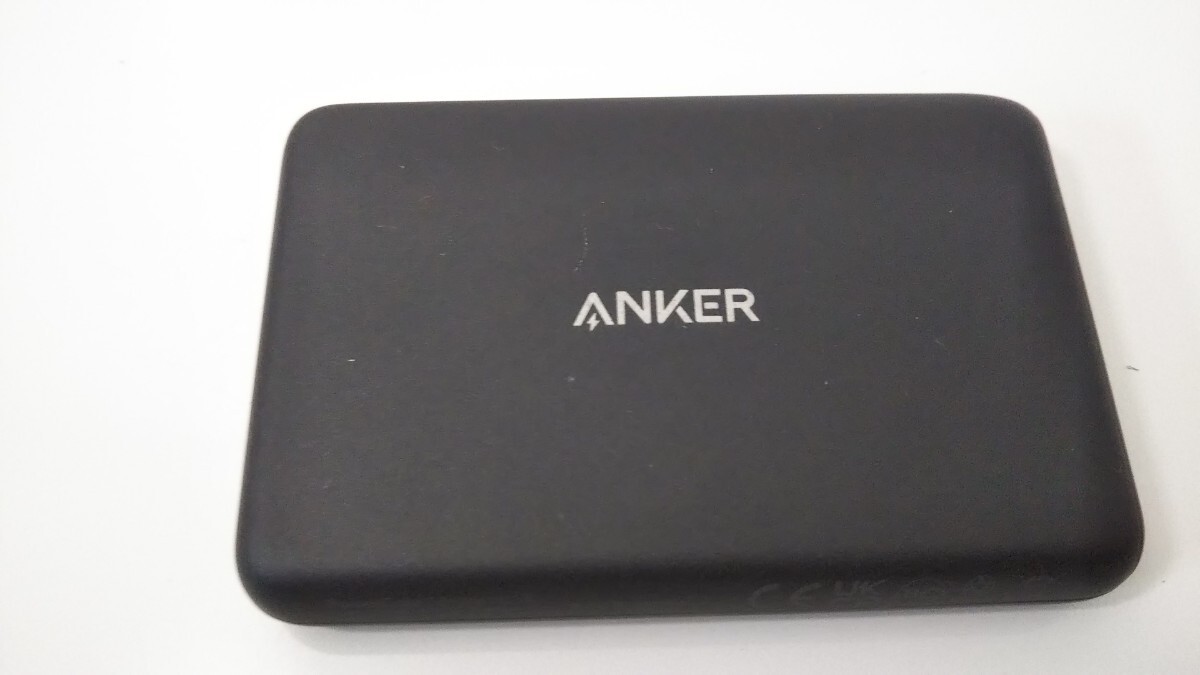 1636送料200円 アンカー Anker PowerCore Magnetic 5K モバイルバッテリー マグネット式ワイヤレス充電 A1619 ケーブル おまけ 充電器の画像6