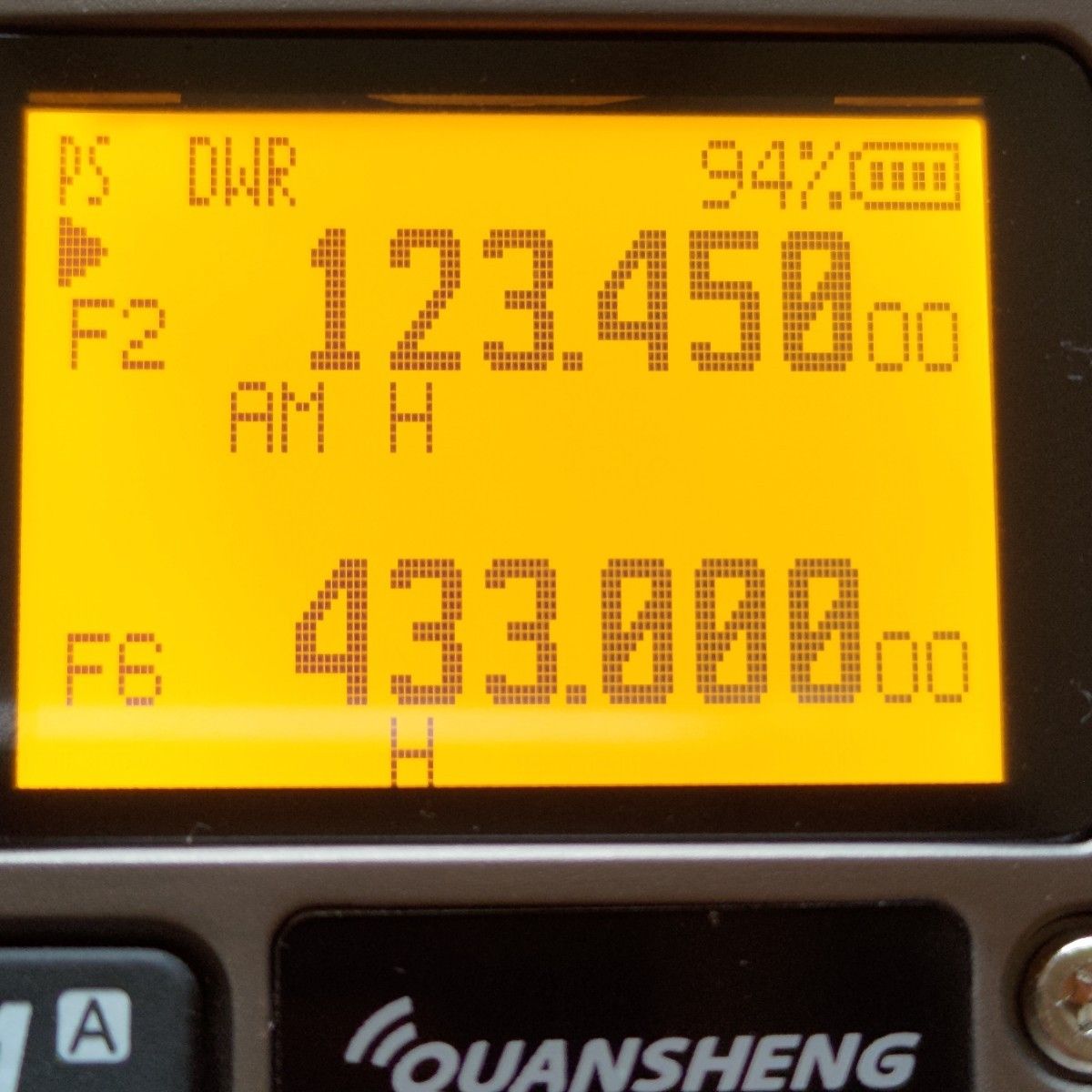 UV-K5(8)　ファームウエア書き換えで受信機化済FM　AM　SSB　受信可能　日本仕様電源コンセント付　箱もおくります