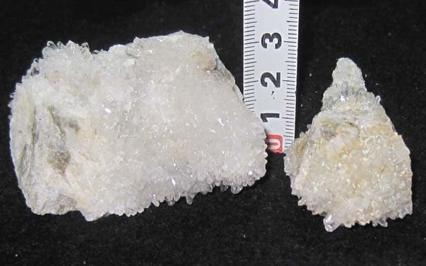 日本の鉱物　福島県蛍鉱山の水晶クラスター　８個セット/約４２５ｇ_画像4