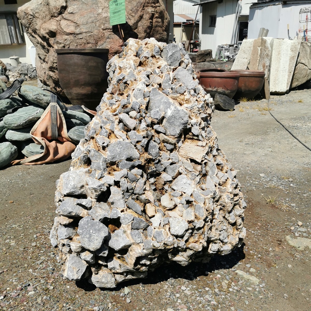岐阜県揖斐川産さざれ石365キロ 庭石鑑賞石石盆石水石灯籠庭坪庭 岐阜県揖斐川産さざれ石365キロ 庭石鑑賞石石盆石水石灯籠庭坪庭
