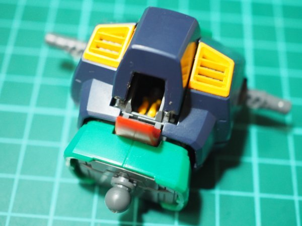 ☆FMK02☆ジャンク★バンダイ MG 1/100 ネモ 胸部のみ ジャンク部品取り 完成品_画像5