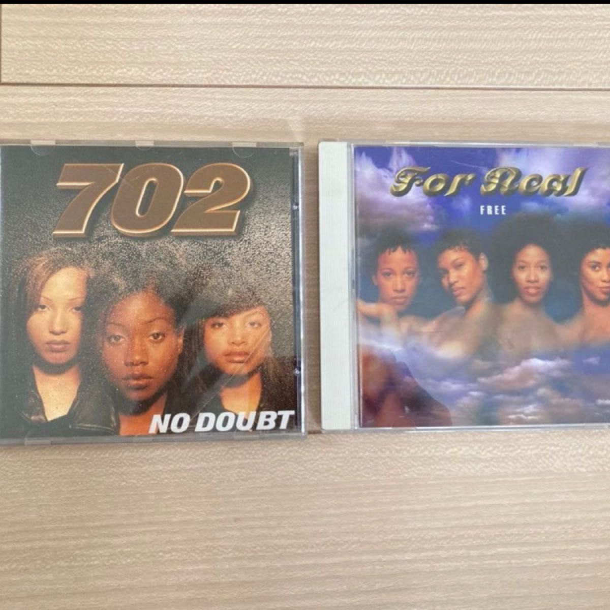 CD２枚 ジェニファーロペス「on the 6」、ボンジョビ「crush」