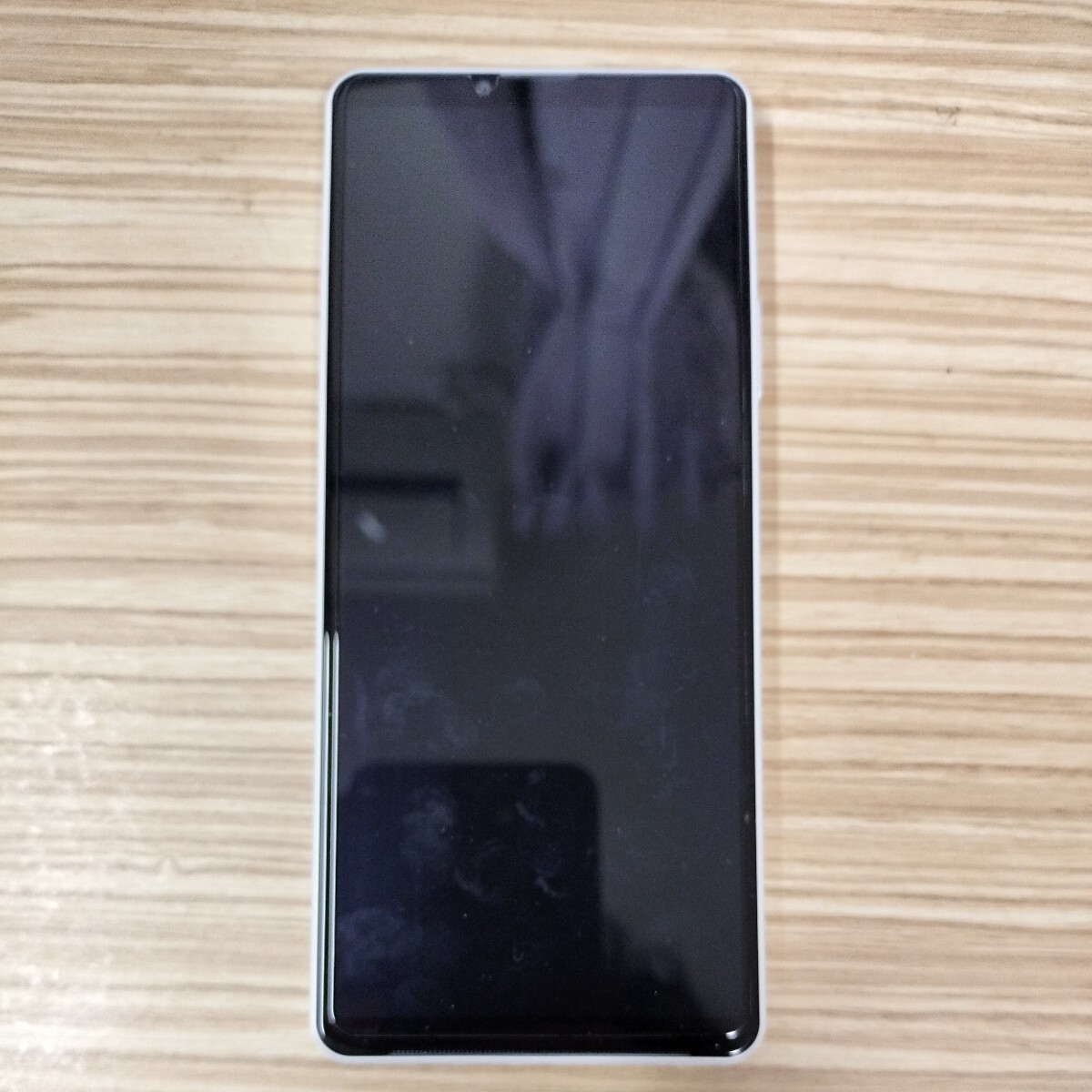 Xperia 10 iv ホワイト SONY SO-52C 箱あり ケース付き 新品に近い美品 ガラスフィルム貼り付け+予備有り