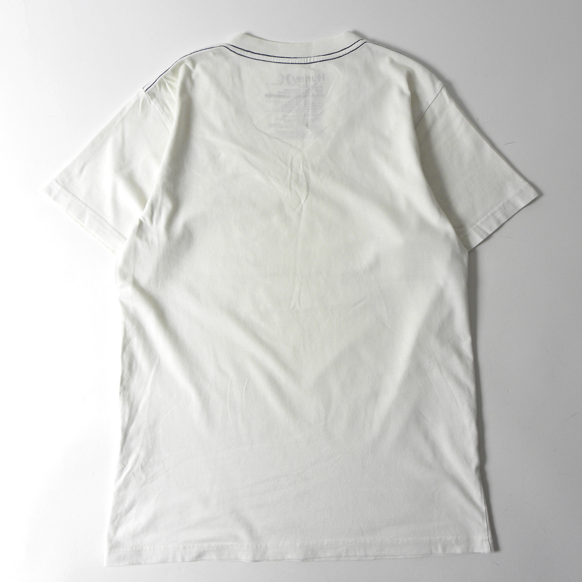 ハーレー Hurley X コットン100% ロゴワッペン VネックショートスリーブTシャツ 半袖 M ホワイト m0410-18_画像2