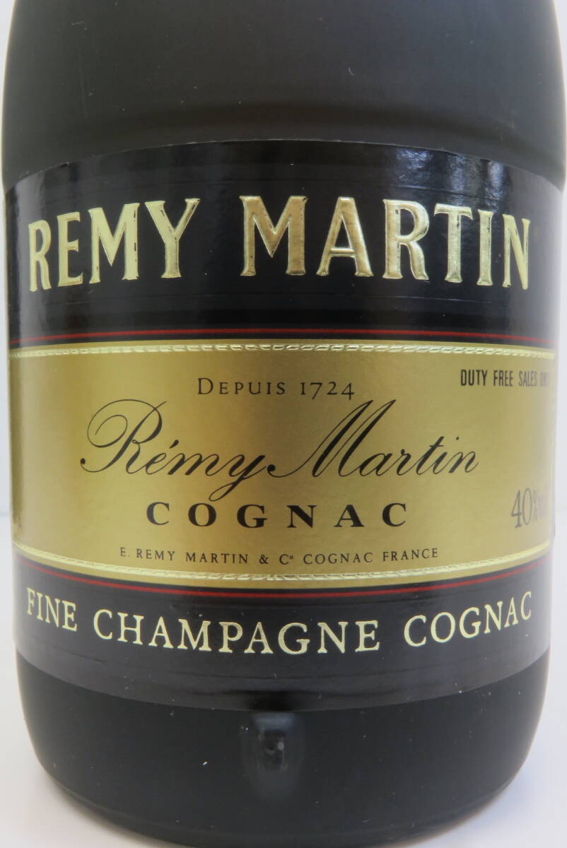 2051 上604-293 お酒 レミーマルタン VSOP REMY MARTIN コニャック COGNAC 700ml 40% 未開栓 古酒 60の画像4