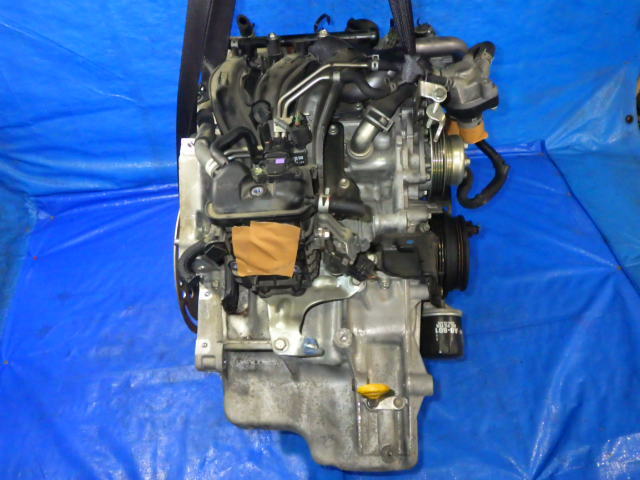19 ハイゼットカーゴ S321V 純正 令和3年 KF-VE4 エンジン 本体 ノンターボの画像4