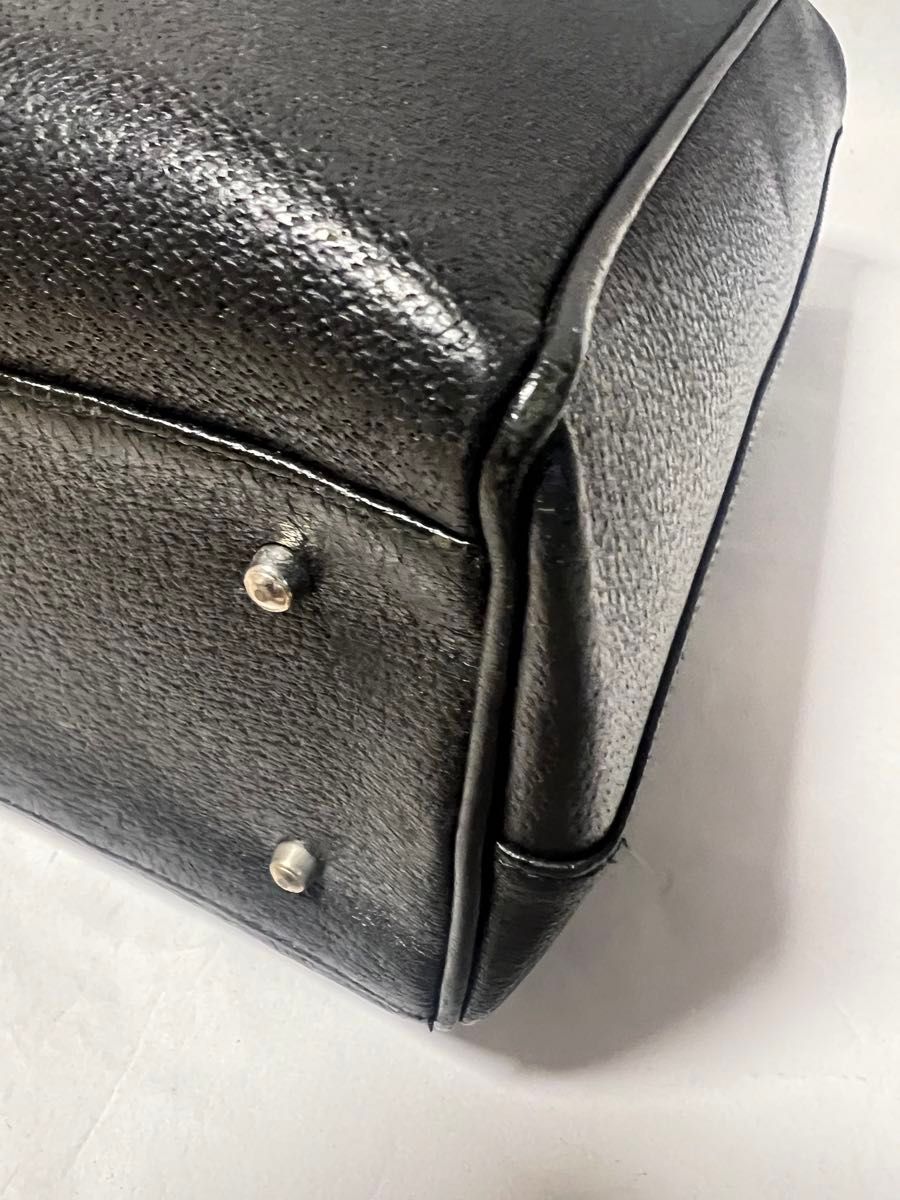 GUCCI グッチ 黒 レザーバッグ クルーズライン オールドグッチ GUCCI グッチ 黒 レザーバッグ クルーズライン オールドグッチ