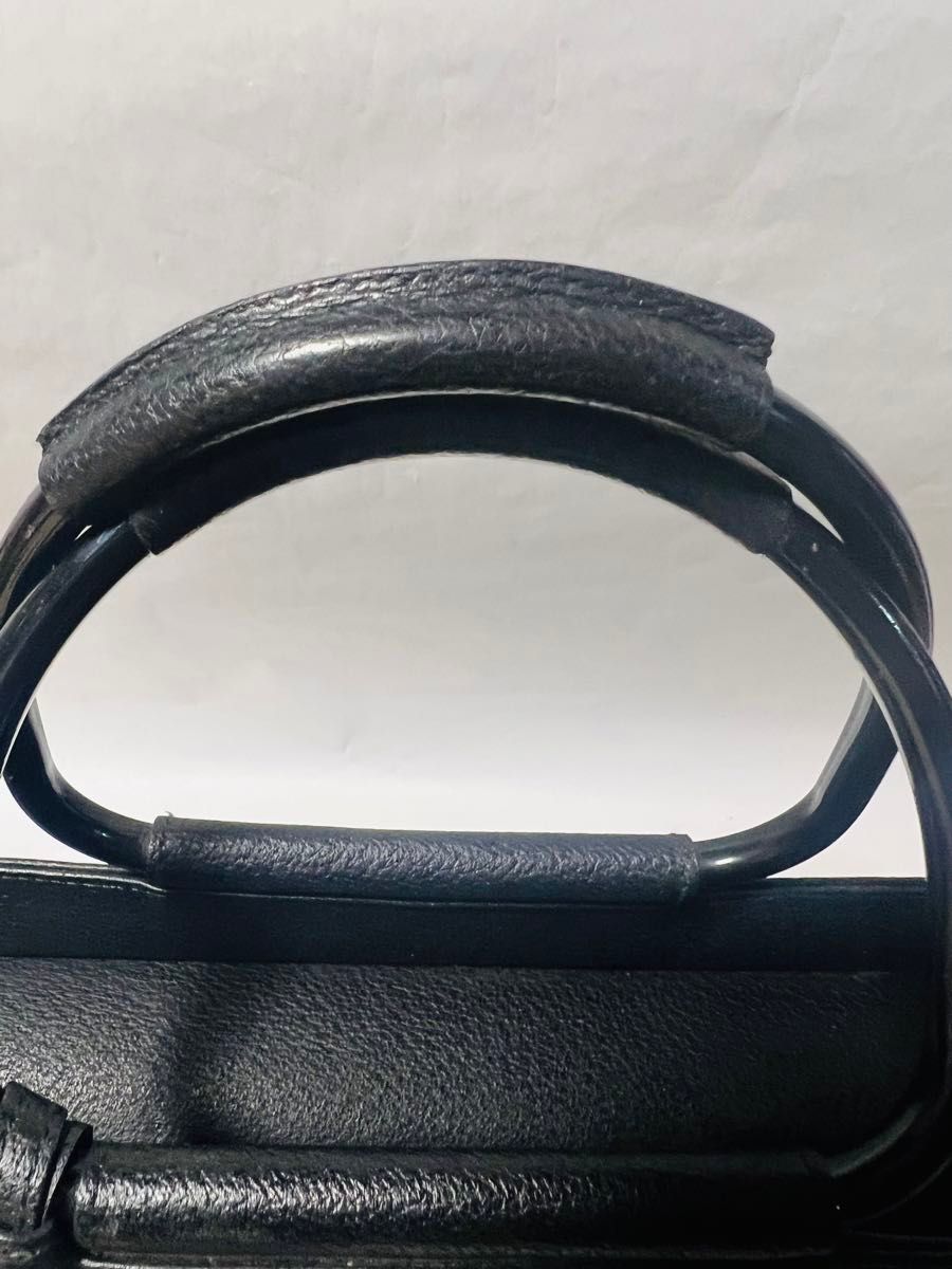 GUCCI グッチ 黒 レザーバッグ クルーズライン オールドグッチ GUCCI グッチ 黒 レザーバッグ クルーズライン オールドグッチ