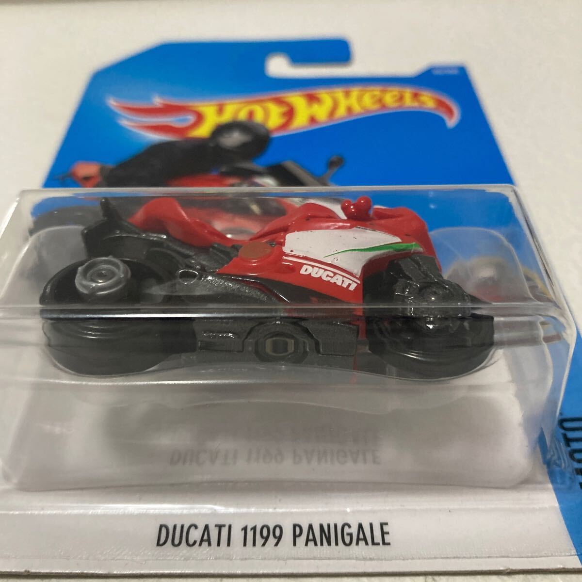 Hot Wheels★DUCATI 1199 PANIGALE HW MOTO★の画像5