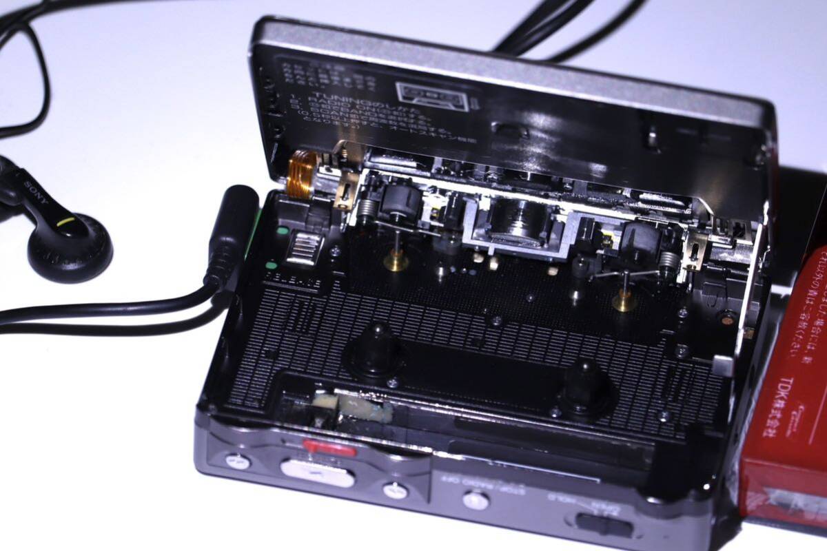 SONY WALKMAN TDK D60(未開封) カセットテープ ソニー ウォークマンSTEREO CASSETTE PLAYER カセットウォークマン 昭和レトロ ジャンク品の画像5