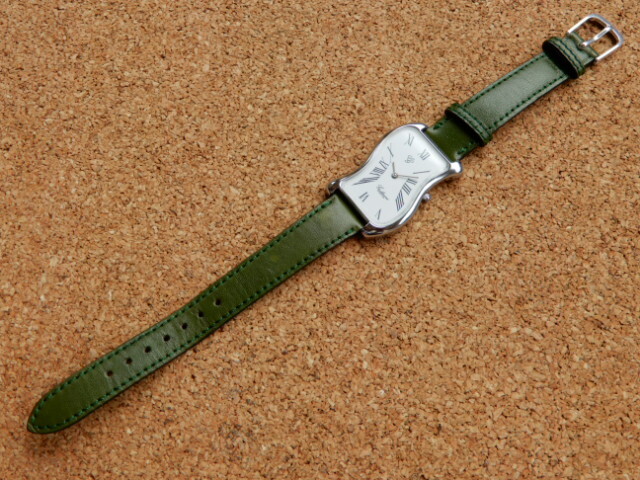 GUILLAUME SWISS スイス製 クオーツ 腕時計 デザインウォッチ 変形ケース ギヨーム USEDの画像5