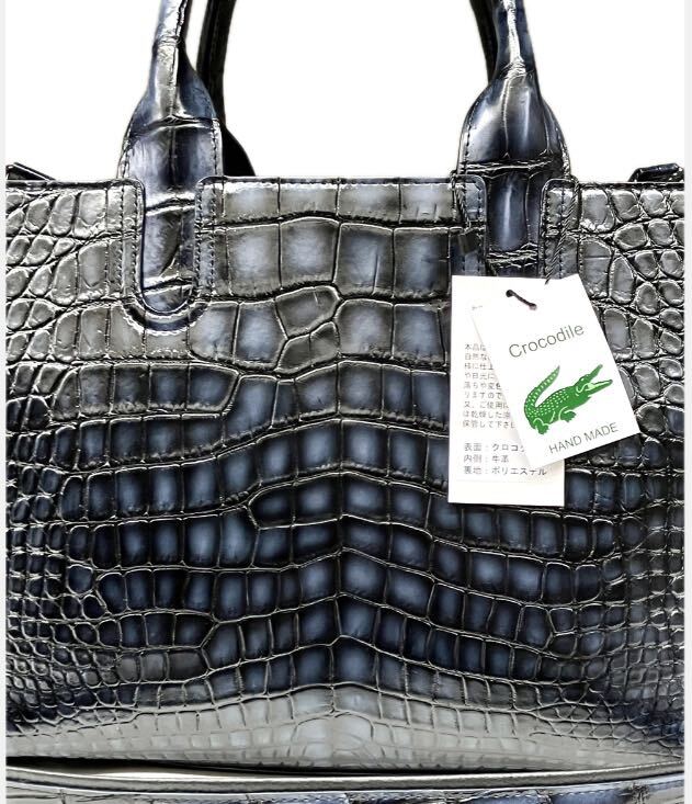  crocodile,wani leather using. handbag & shoulder bag, leather dyeing . half year take change dyeing. gradation black, smoky 00301945