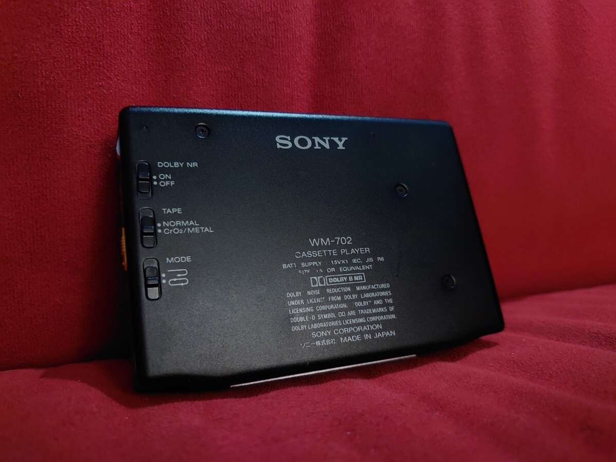 【SONY】WM-702 WALKMAN Vintage PORTABLE CASSETTE PLAYER ソニー　ウォークマン　ポータブル　カセットプレーヤー