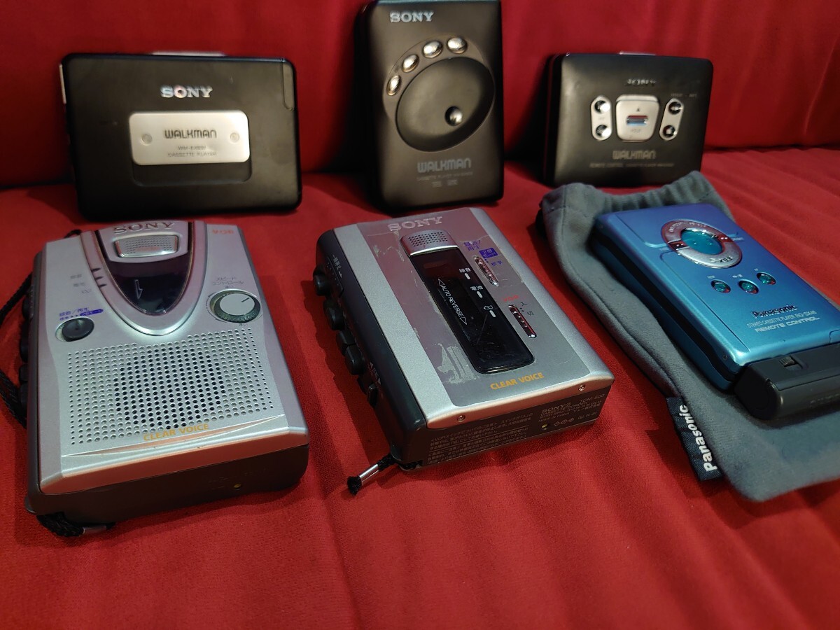 【SONY Panasonic】PORTABLE CASSETTE PLAYER ジャンク まとめ売り 6台セット WALKMAN WM- RQ- TCM- ポータブル カセットプレーヤーの画像3