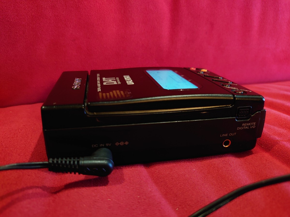 【SONY】TCD-D3 ACP-D3 DAT WALKMAN PORTABLE DAT RECORDER ソニー ウォークマン ポータブル DAT レコーダー アダプター _画像8
