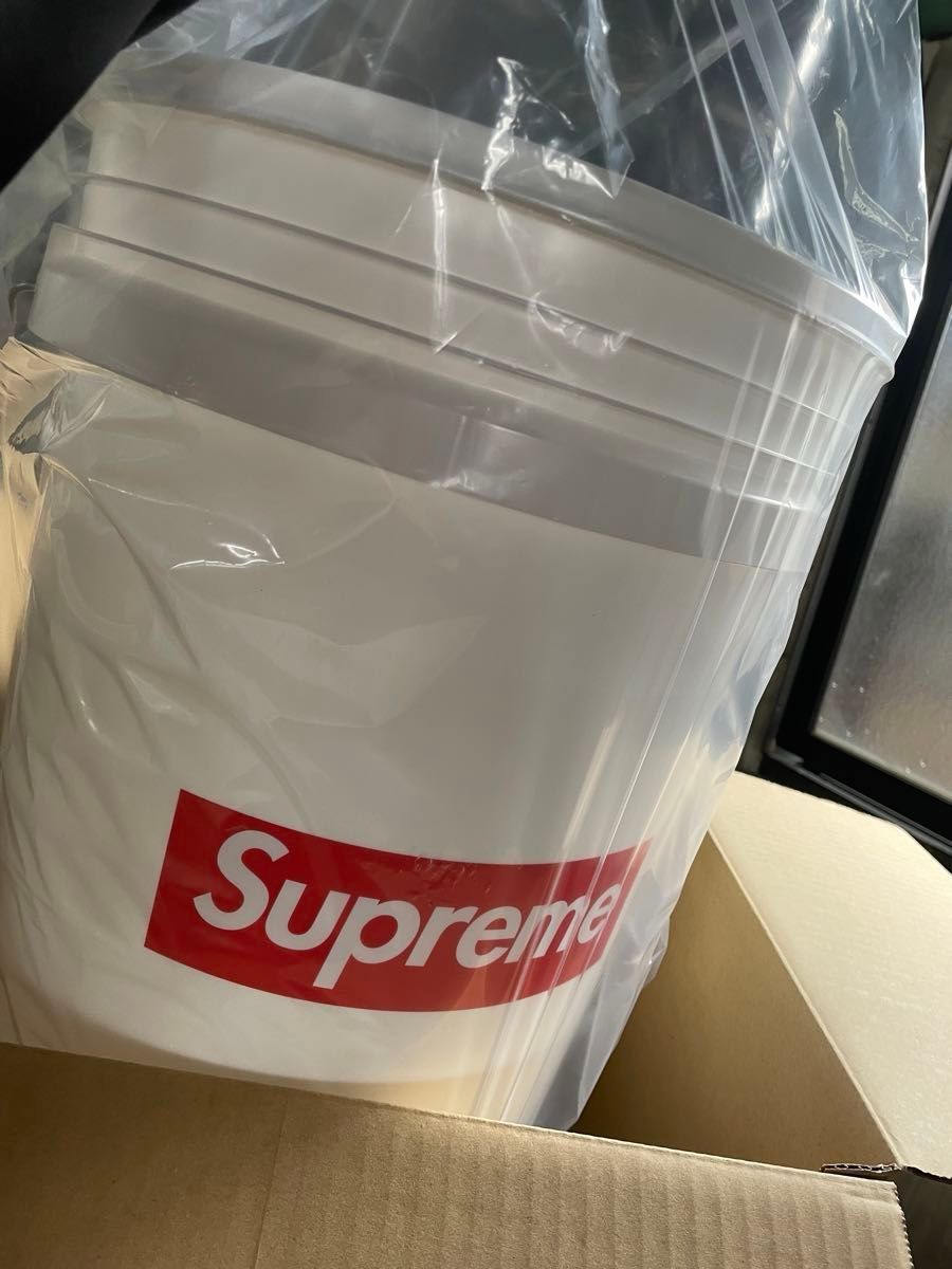 新品】Supreme 24SS Leaktite 5-Gallon Bucket シュプリーム 新品】Supreme 24SS Leaktite 5-Gallon Bucket シュプリーム