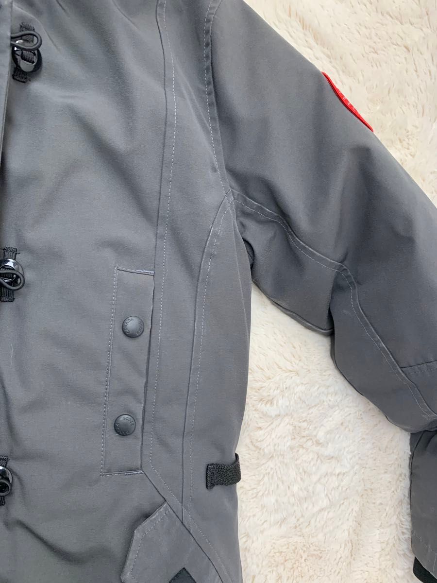 カナダグース ケンジントン  CANADA GOOSE　ダウンジャケット