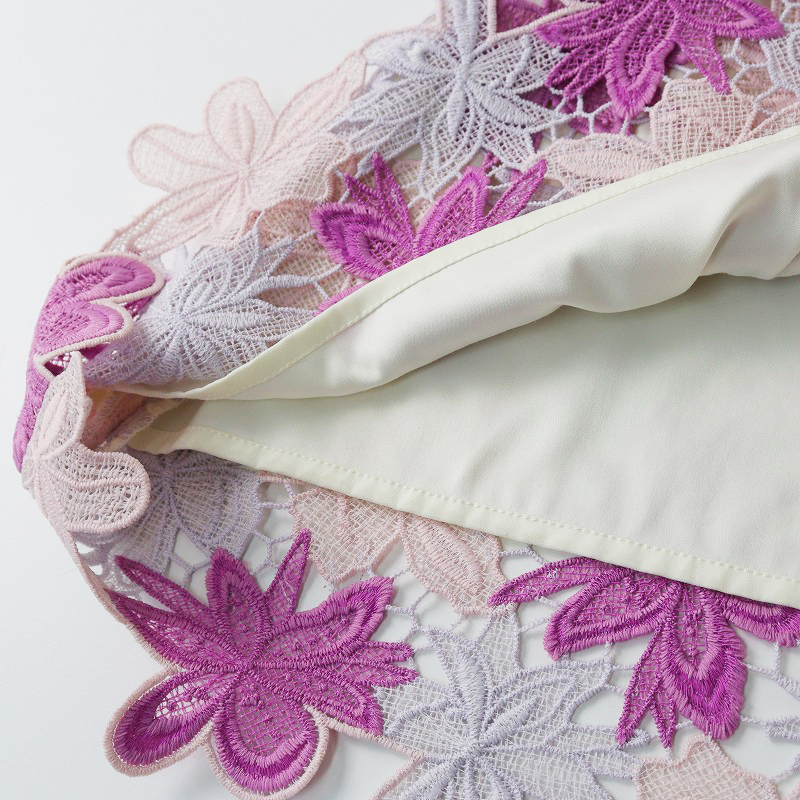  beautiful goods Queens Court QUEENS COURT flower race skirt 4/ eggshell white long flair [2400013809573]