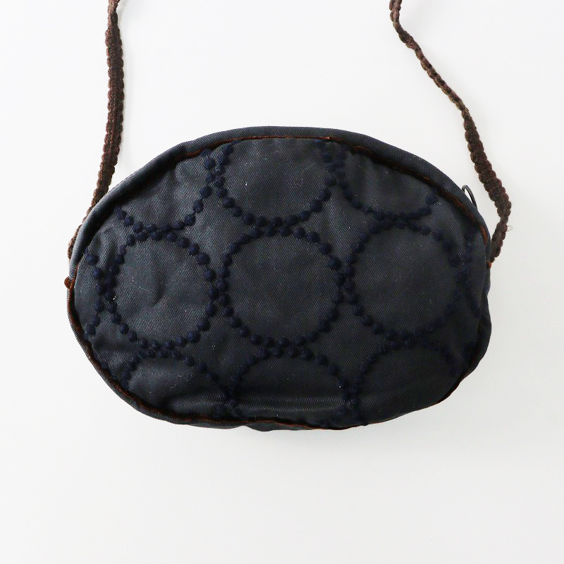  mina perhonen mina perhonen tambourine embroidery shoulder pochette / charcoal [2400013823517]