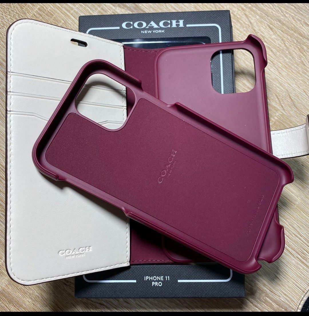 iPhone 11/iPhone XR スマホケースコーチCoach 新品未使用