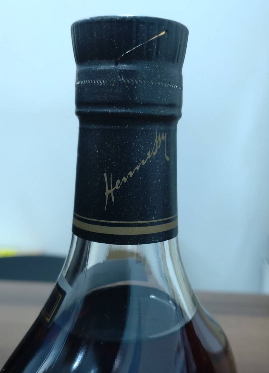 1円～ 未開栓 Hennessy ヘネシー XO 黒キャップ クリアボトル 700ml 40% 箱付 ブランデー コニャック 古酒 オールド ボトルの画像6