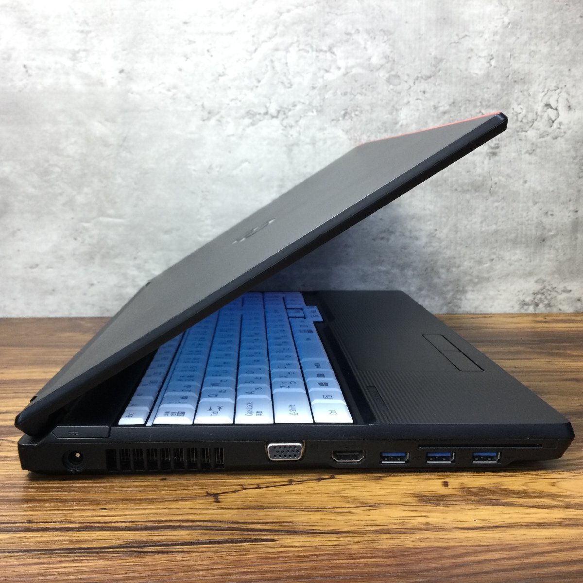 1円～ ●富士通 LIFEBOOK A746/P / Core i7 6600U (2.60GHz) / メモリ 8GB / SSD 256GB / DVD / 15.6型 フルHD (1920×1080) / Win10 Proの画像7