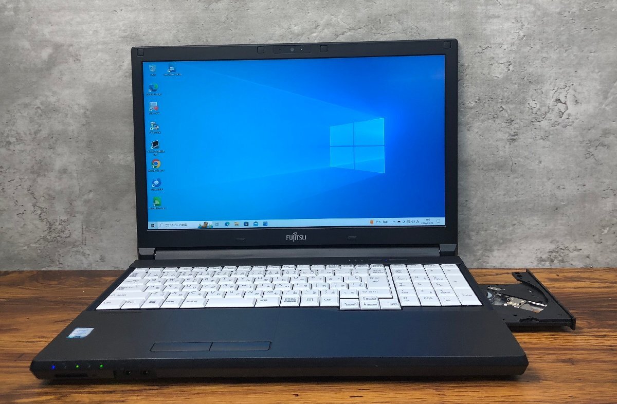 1円～ ●富士通 LIFEBOOK A746/P / Core i7 6600U (2.60GHz) / メモリ 8GB / SSD 256GB / DVD / 15.6型 フルHD (1920×1080) / Win10 Pro_画像1