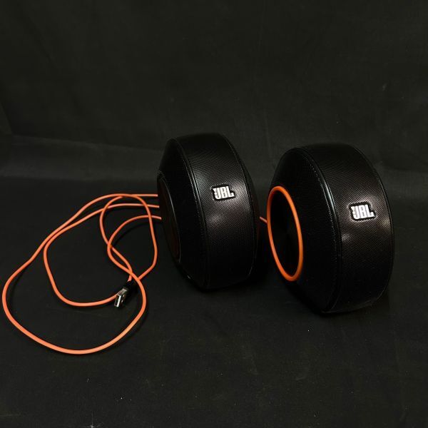 DCc185Y06 動作品 JBL Pebbles パワードスピーカー ペアスピーカー ブラック オーディオ機器の画像1