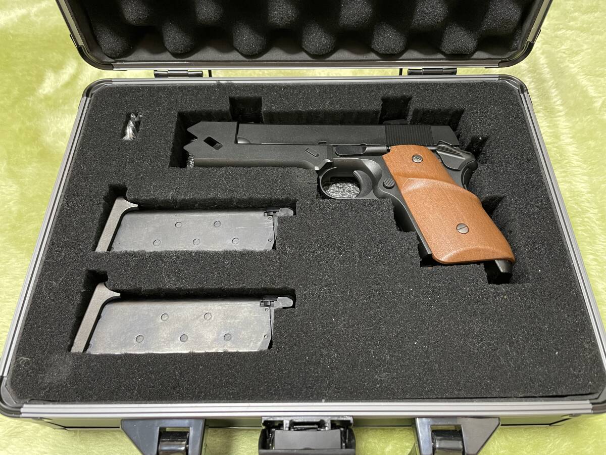 千束の銃+ マガジン+ ガンケースセット【 東京マルイガス 千束の銃+ マガジン+ ガンケースセット【 東京マルイガス