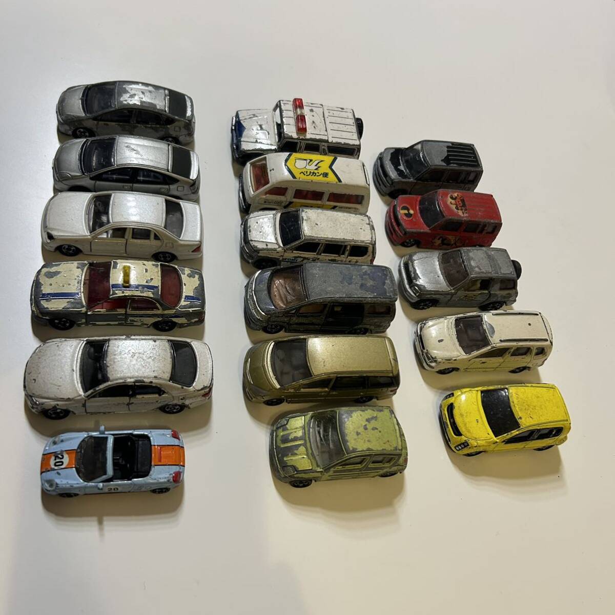 トミカ ミニカー トヨタ １7台 セット まとめ売り TOMICA 乗用車 の画像3