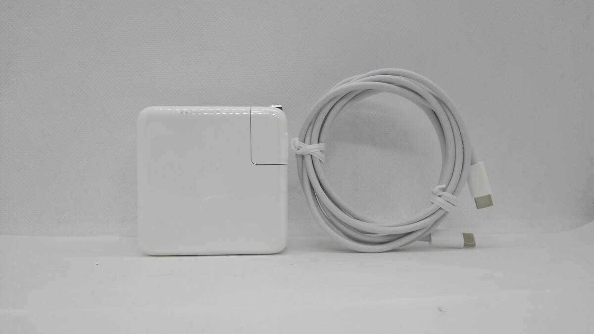 * Apple original 67W USB-C Power Adapter AC adapter MKU63AM/A A2518