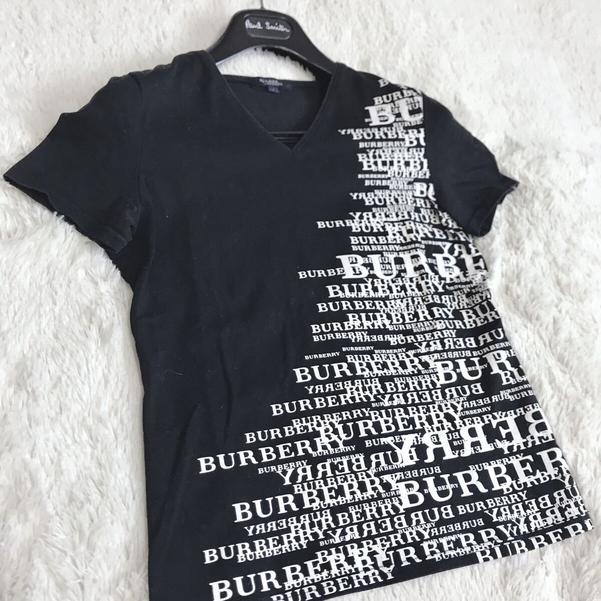 希少【BURBERRY】ロゴ入りTシャツ 美品 希少 BURBERRY ロゴ柄 バーバリー柄 半袖 カットソー T