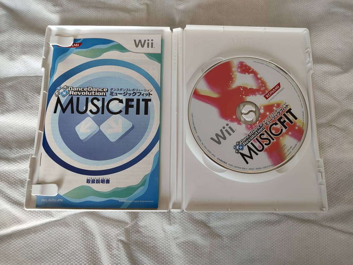 Nintendo Wii ダンスダンスレボリューション ミュージックフィット マット同梱版 MUSIC FIT 任天堂 ニンテンドー wii ソフト ゲームソフト_画像4