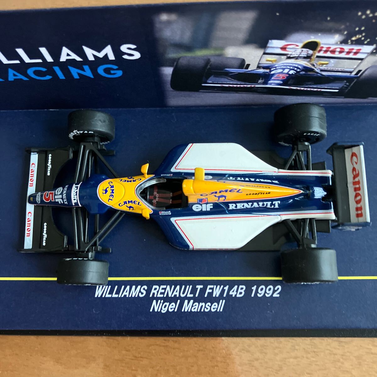 キャメルタバコ仕様 1/43 ウィリアムズFW14B ナイジェル マンセル ドライバーフィギュア付き F1マシンコレクション_画像7