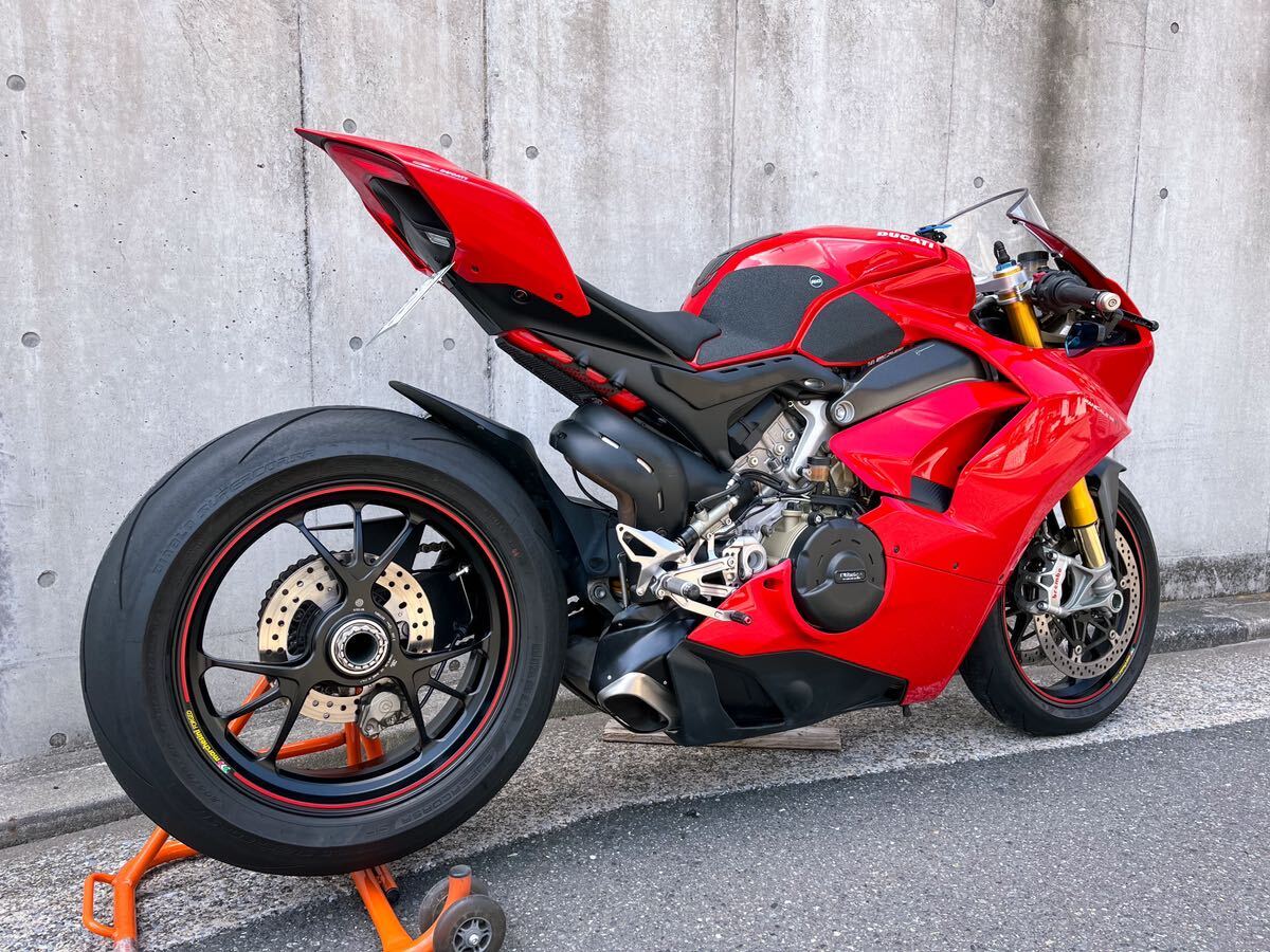 V4S パニガーレ ドゥカティ 検索ワード CBR1000RR YZF-R1 GSX-R1000 ZX-10R S1000RR RSV4 F4 V4 1199 1299 SS モトコルセ レース チタンの画像2